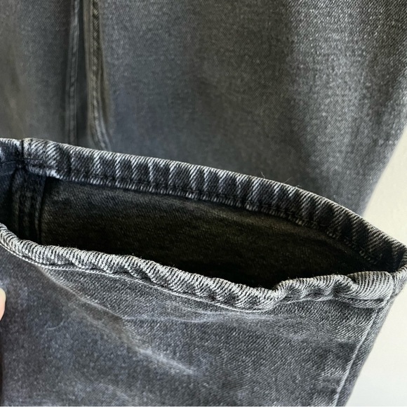 Abercrombie & Fitch Women's The 90's Straight Ultra High-Rise Jean Size 29 - Picture 5 of 13